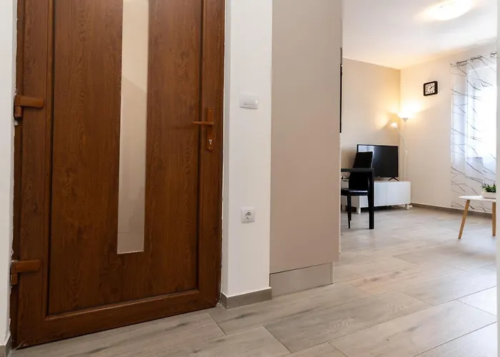 Tomi Apartman Póla