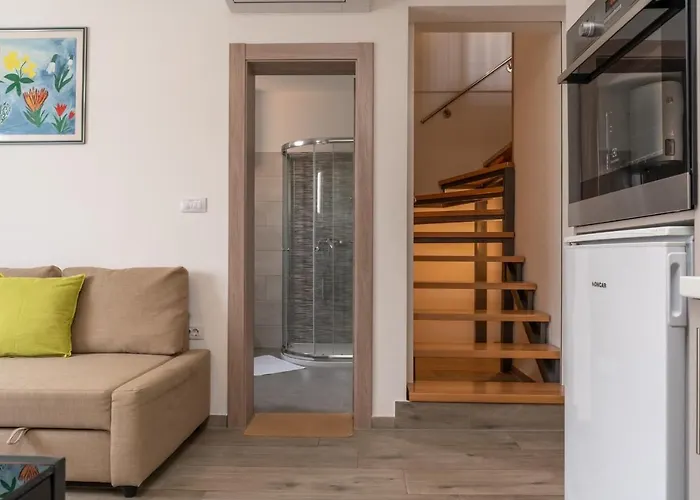 Apartman Tomi Póla