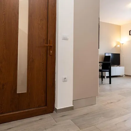Tomi Apartment Pula