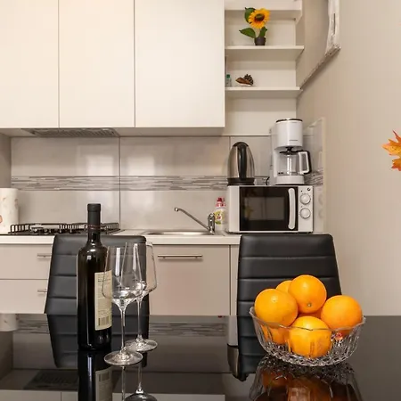 Tomi Apartment Pula