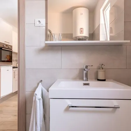 Tomi Apartment Pula
